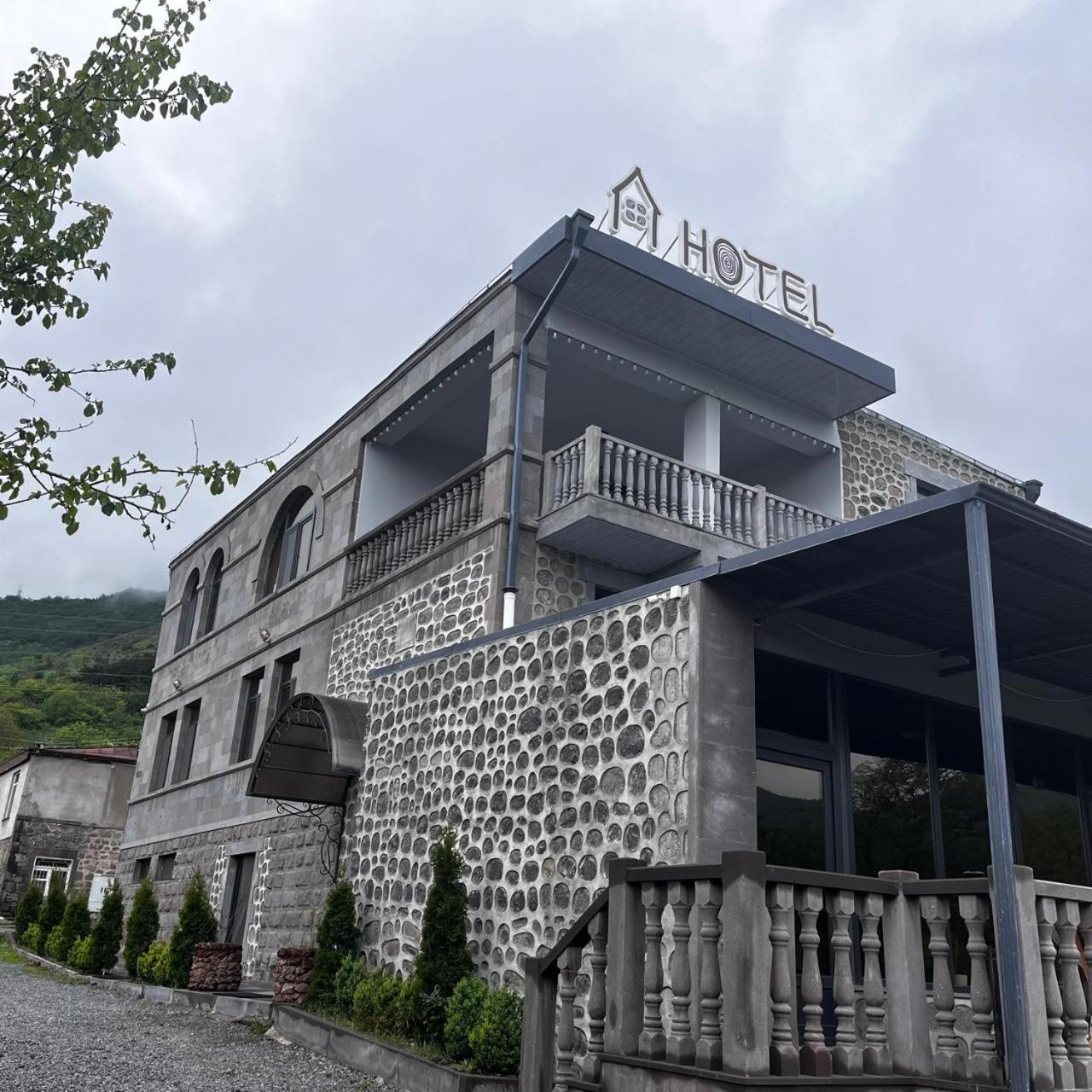 Popock Goris Hotel Exterior foto